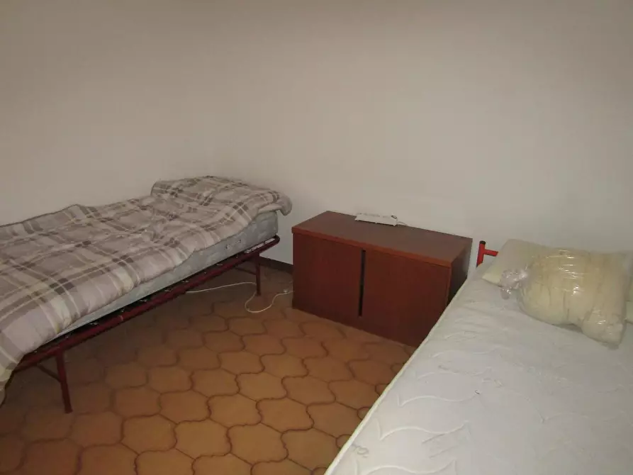 Immagine 10 di Appartamento in vendita  a Carrara