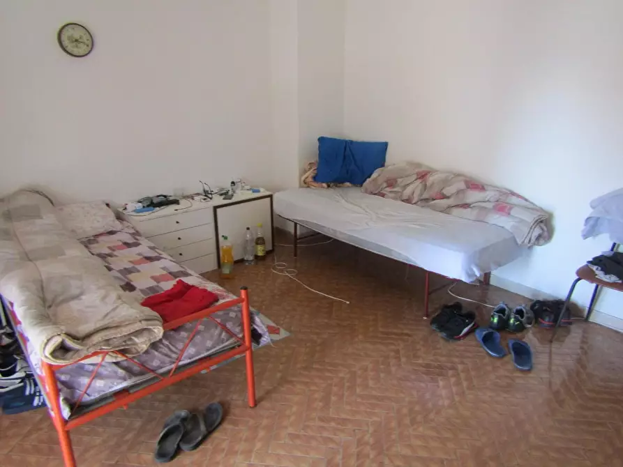 Immagine 16 di Appartamento in vendita  a Carrara