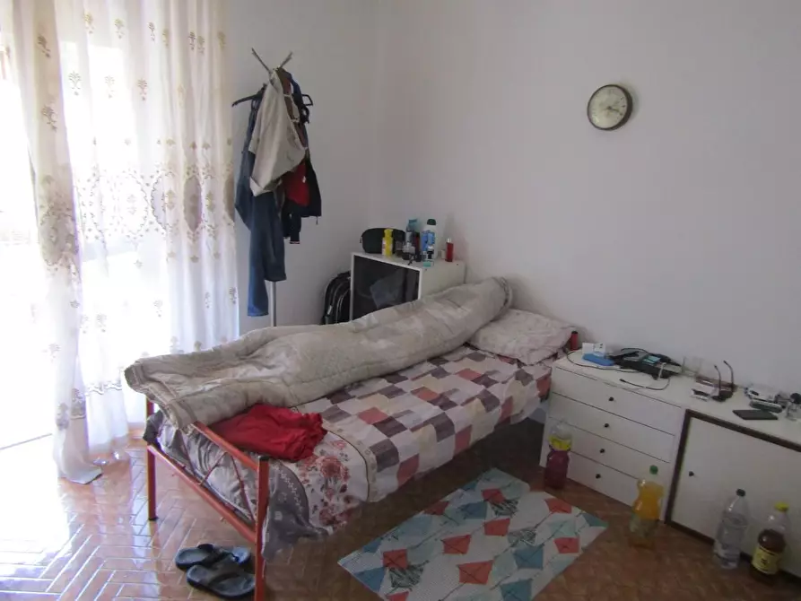 Immagine 17 di Appartamento in vendita  a Carrara