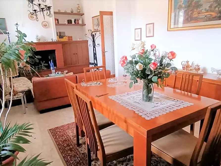 Immagine 2 di Terratetto in vendita  a Pontedera