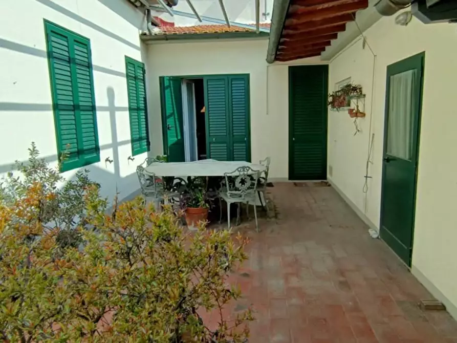 Immagine 6 di Terratetto in vendita  a Pontedera