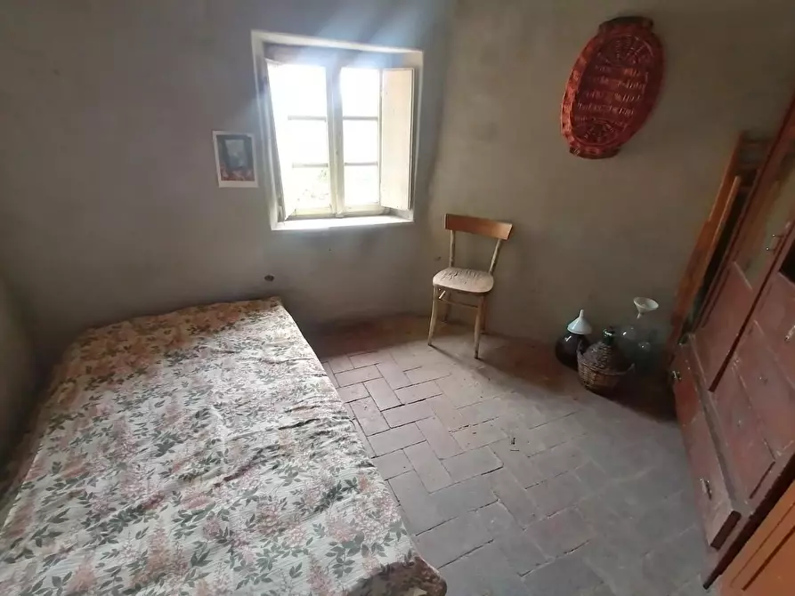 Immagine 11 di Rustico / casale in vendita  a Pescaglia