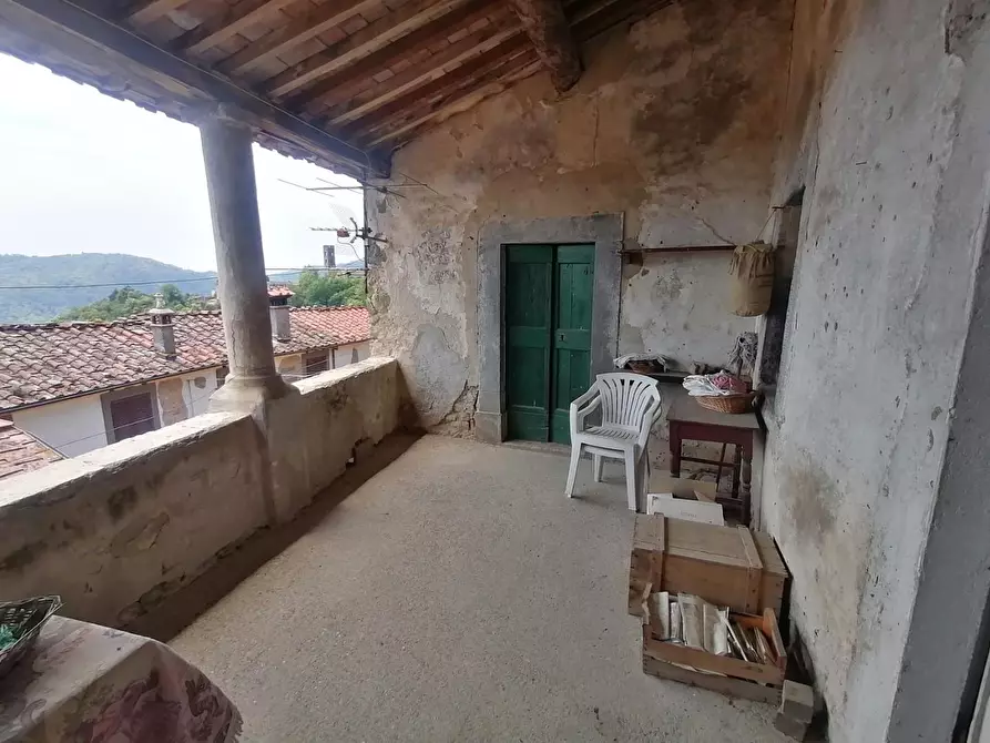 Immagine 21 di Rustico / casale in vendita  a Pescaglia