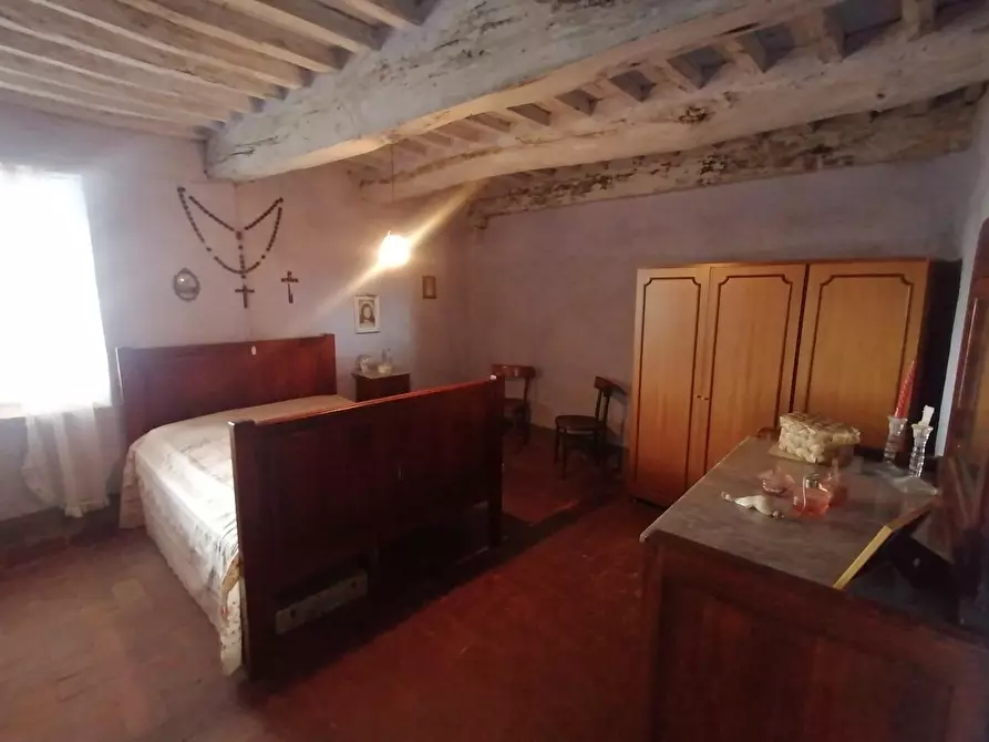 Immagine 14 di Rustico / casale in vendita  a Pescaglia