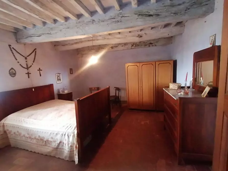 Immagine 15 di Rustico / casale in vendita  a Pescaglia