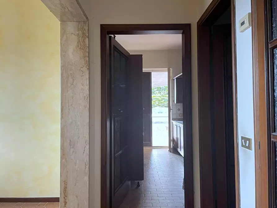 Immagine 7 di Casa indipendente in vendita  a Massa