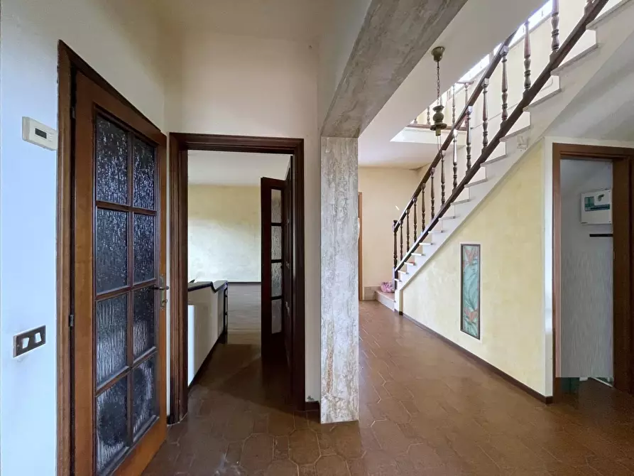Immagine 16 di Casa indipendente in vendita  a Massa