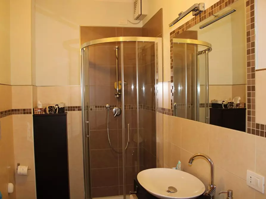 Immagine 7 di Villetta a schiera in vendita  a Crespina Lorenzana