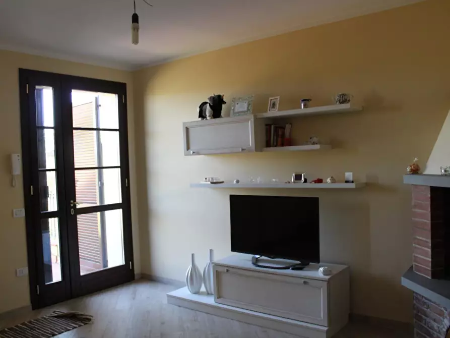 Immagine 55 di Villetta a schiera in vendita  a Crespina Lorenzana