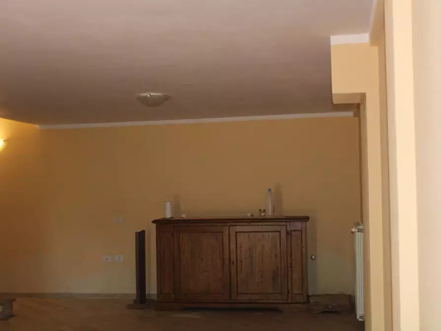 Immagine 49 di Villetta a schiera in vendita  a Crespina Lorenzana