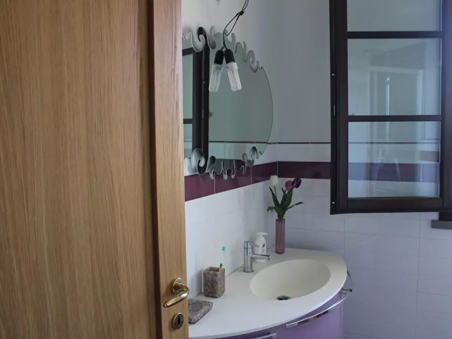 Immagine 22 di Villetta a schiera in vendita  a Crespina Lorenzana