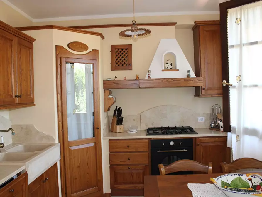 Immagine 8 di Villetta a schiera in vendita  a Crespina Lorenzana