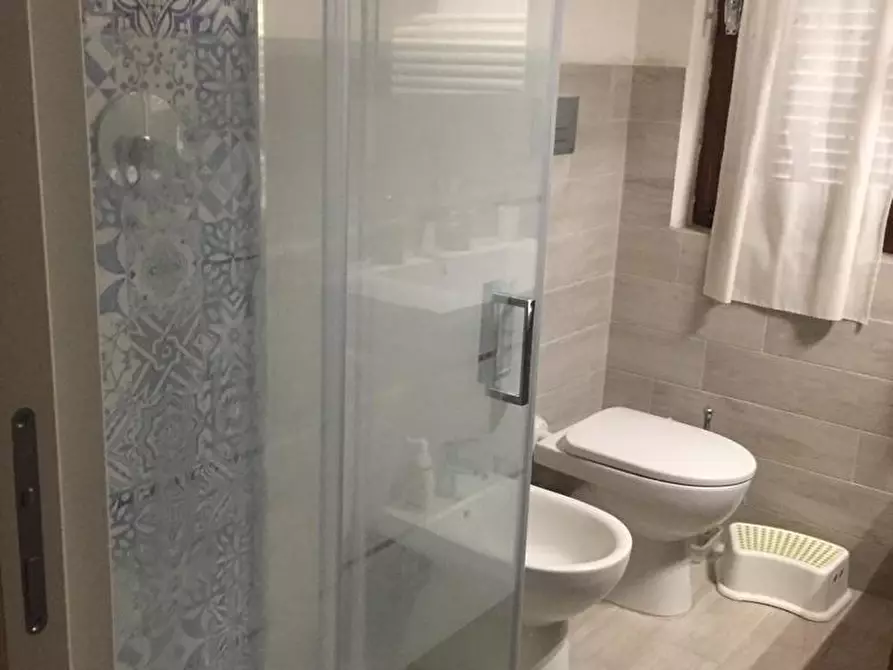 Immagine 12 di Casa indipendente in affitto  a Montignoso