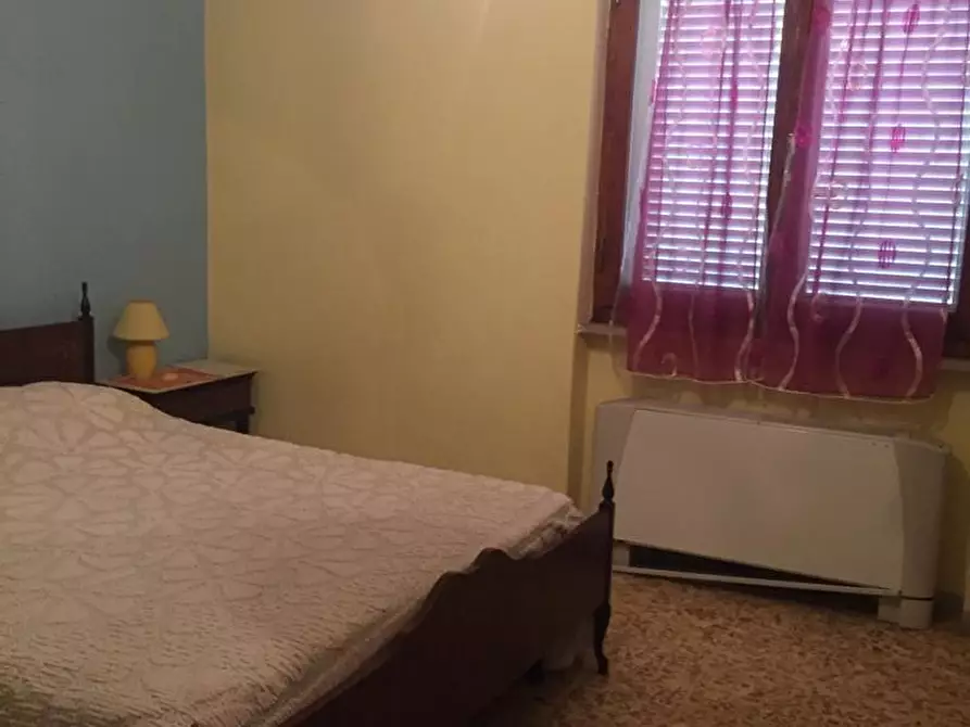 Immagine 10 di Casa indipendente in affitto  a Montignoso