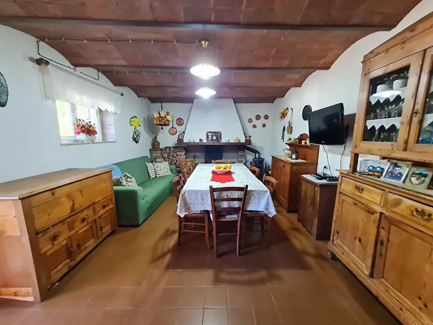 Immagine 8 di Casa indipendente in vendita  a Campiglia Marittima