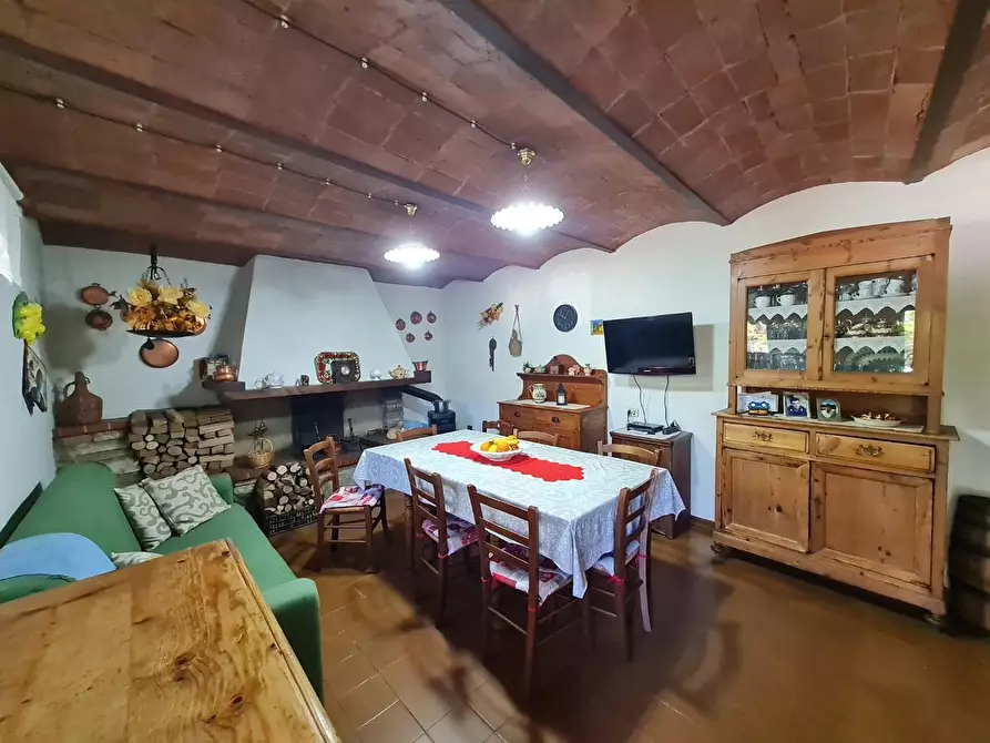 Immagine 9 di Casa indipendente in vendita  a Campiglia Marittima