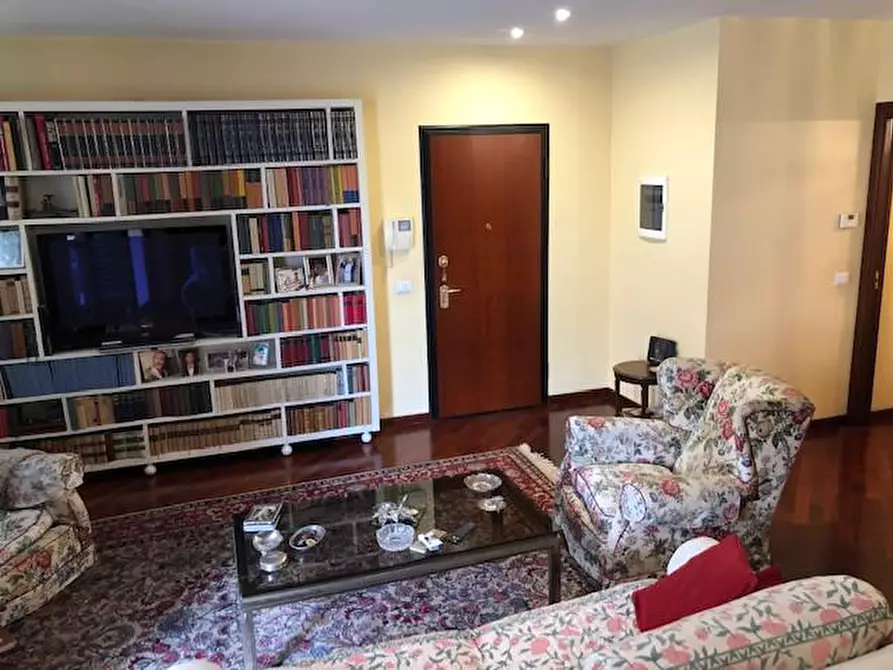 Immagine 22 di Appartamento in vendita  a Empoli