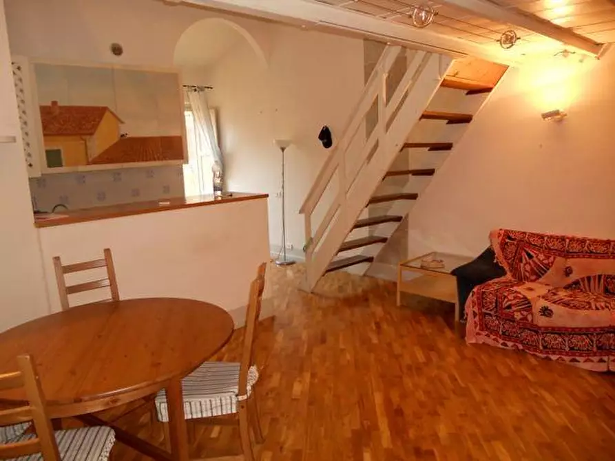 Immagine 1 di Appartamento in vendita  a Pisa