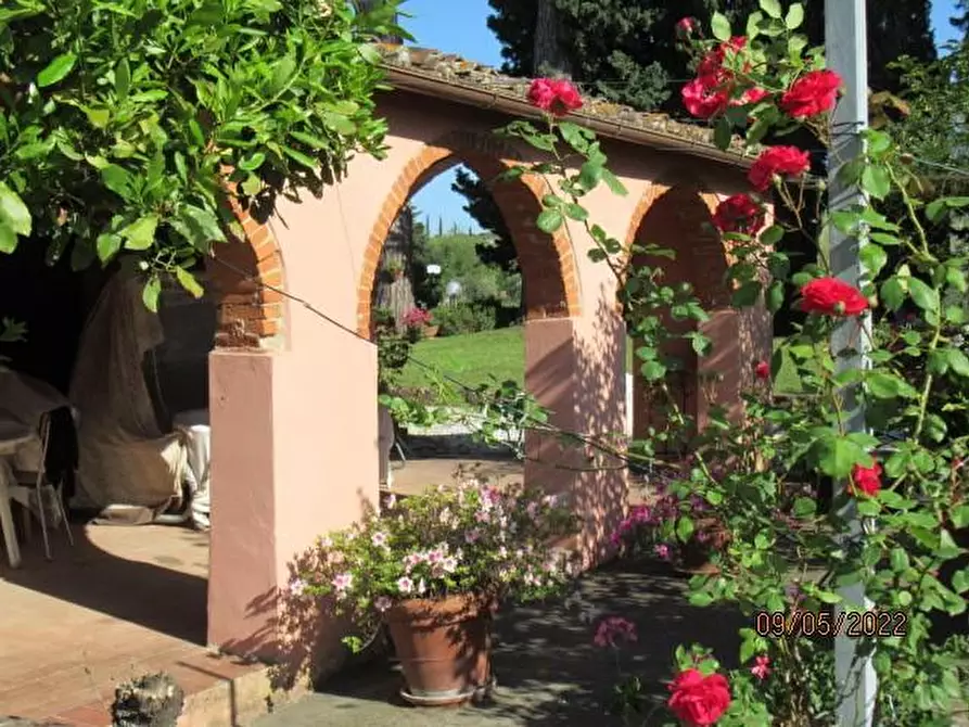 Immagine 1 di Casa colonica in vendita  a Casciana Terme Lari