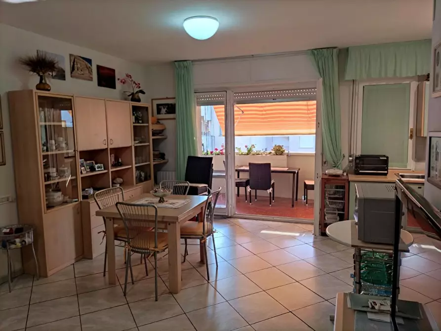 Immagine 3 di Appartamento in vendita  a San Vincenzo