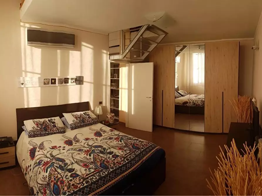 Immagine 11 di Appartamento in vendita  a Pisa