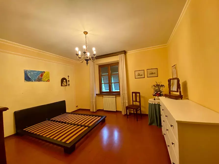 Immagine 25 di Villa in vendita  a Pescaglia