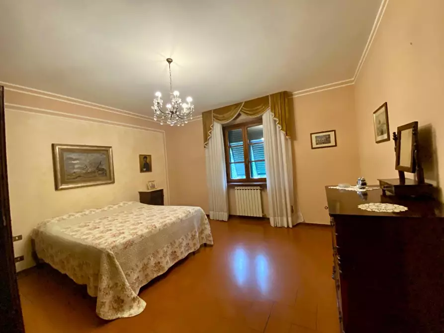 Immagine 24 di Villa in vendita  a Pescaglia