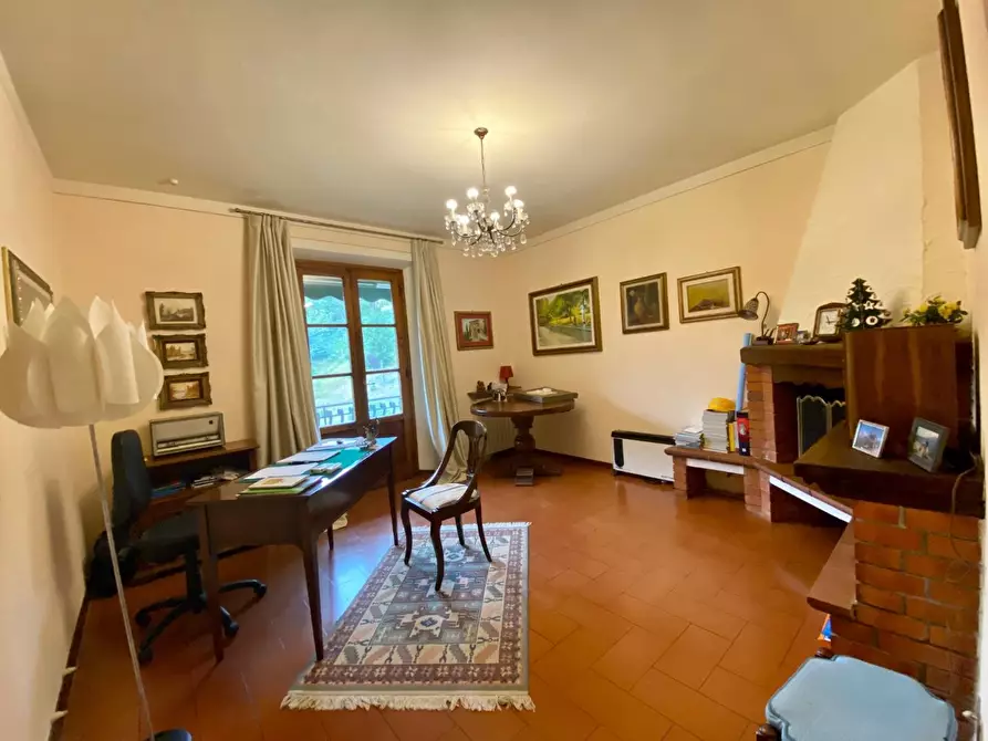 Immagine 23 di Villa in vendita  a Pescaglia