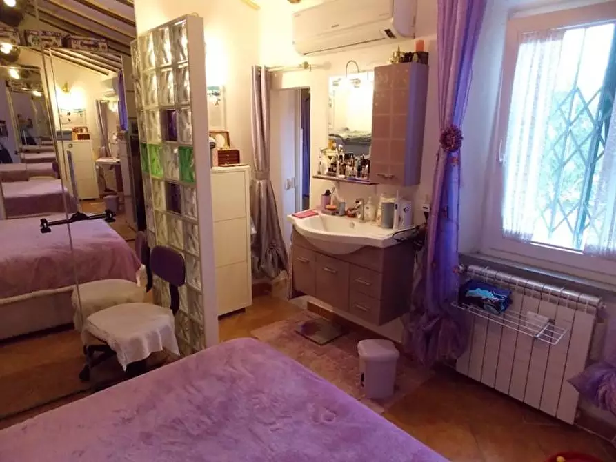 Immagine 10 di Appartamento in vendita  a Rosignano Marittimo