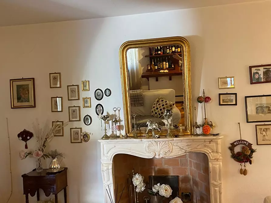 Immagine 4 di Villa in vendita  a Calci