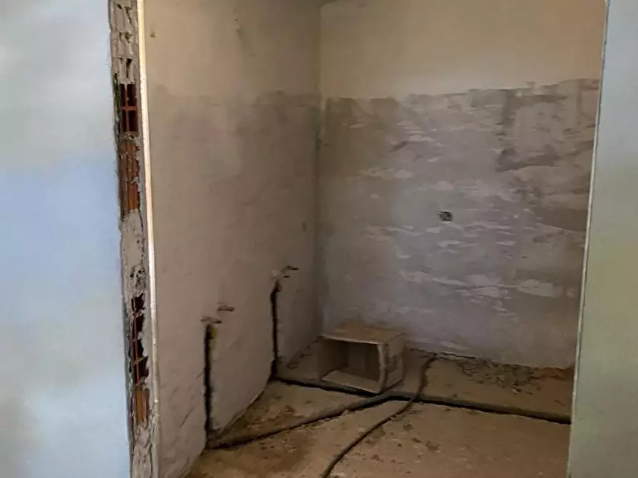 Immagine 5 di Villa in vendita  a Arezzo