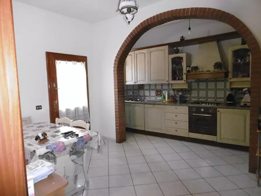 Immagine 3 di Appartamento in vendita  a Empoli