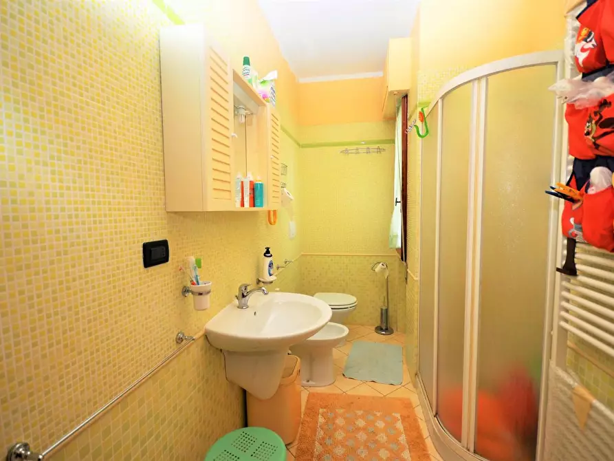 Immagine 17 di Appartamento in vendita  a Montignoso