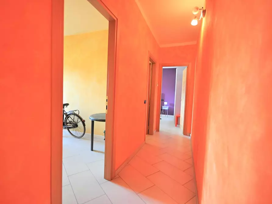 Immagine 8 di Appartamento in vendita  a Montignoso