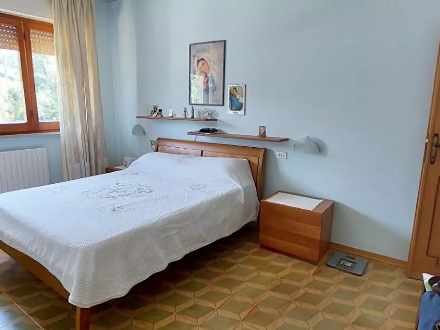 Immagine 26 di Villa in vendita  a Camaiore