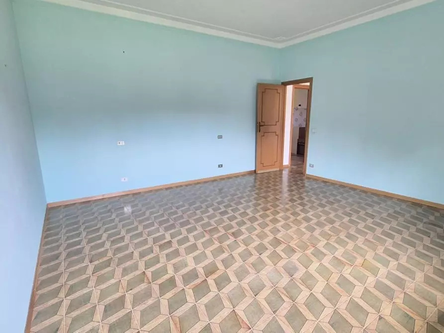 Immagine 46 di Villa in vendita  a Camaiore