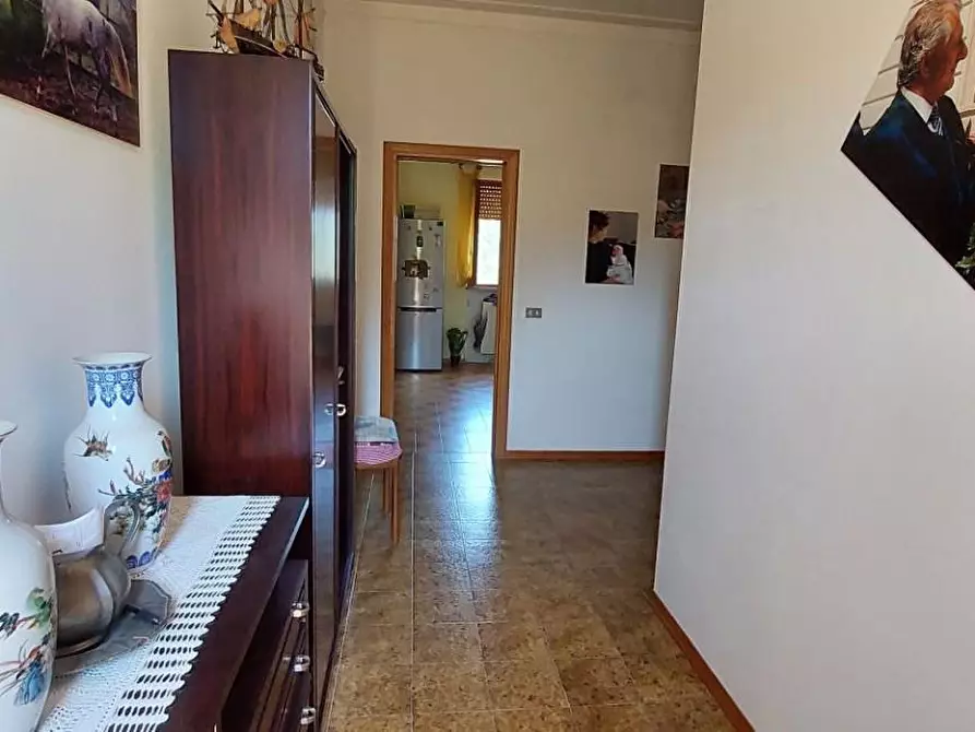 Immagine 12 di Villa in vendita  a Camaiore