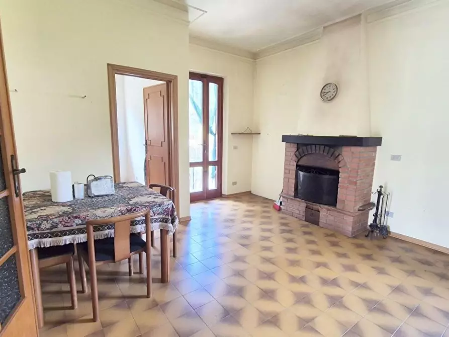 Immagine 12 di Villa in vendita  a Camaiore