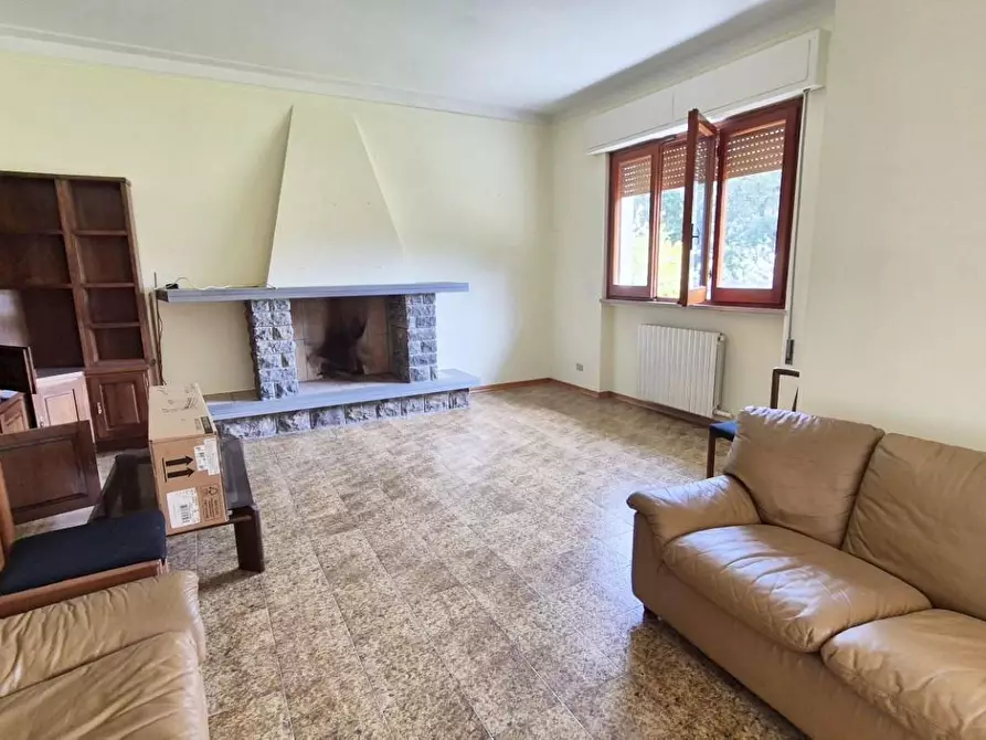 Immagine 31 di Villa in vendita  a Camaiore