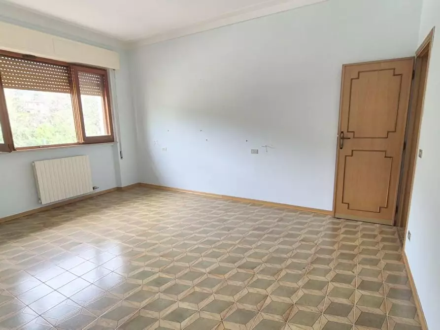 Immagine 56 di Villa in vendita  a Camaiore
