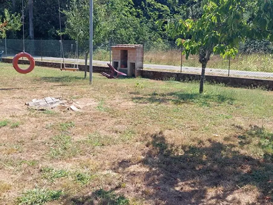 Immagine 6 di Villa in vendita  a Camaiore