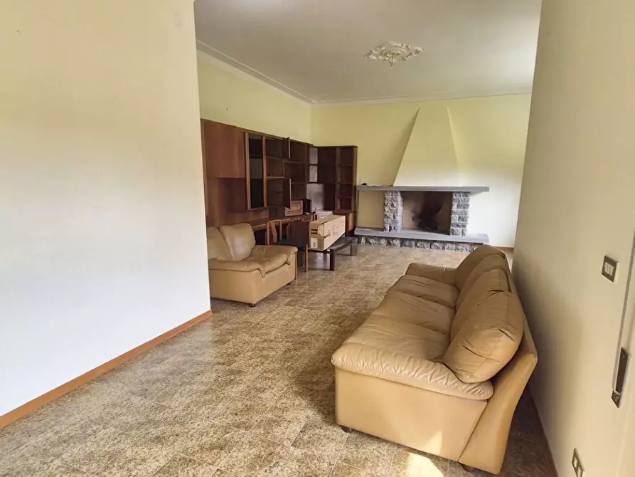 Immagine 30 di Villa in vendita  a Camaiore