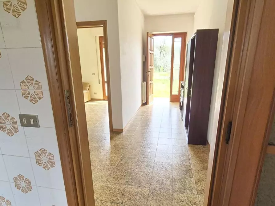 Immagine 25 di Villa in vendita  a Camaiore