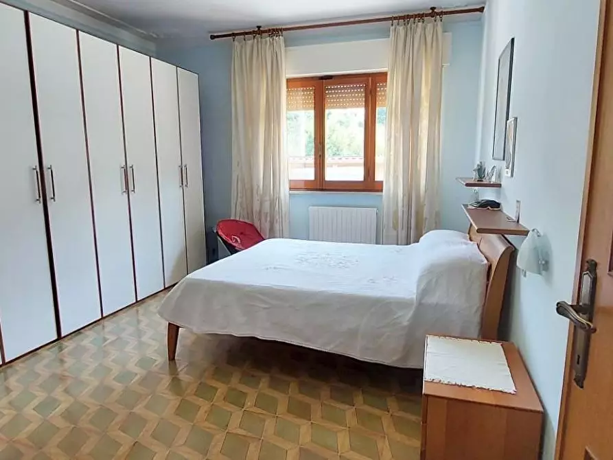 Immagine 25 di Villa in vendita  a Camaiore