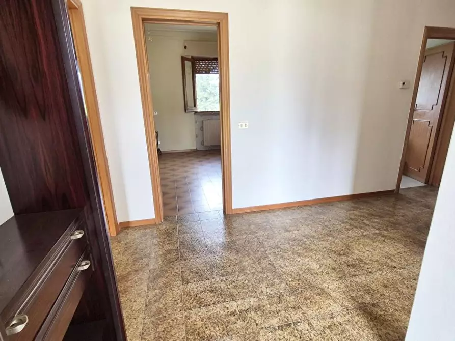 Immagine 9 di Villa in vendita  a Camaiore