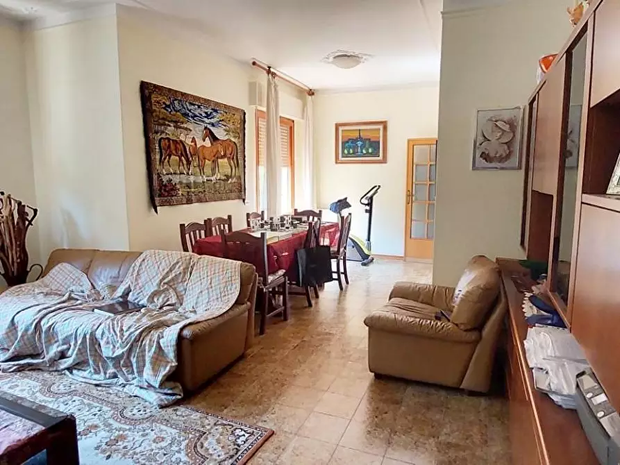 Immagine 6 di Villa in vendita  a Camaiore