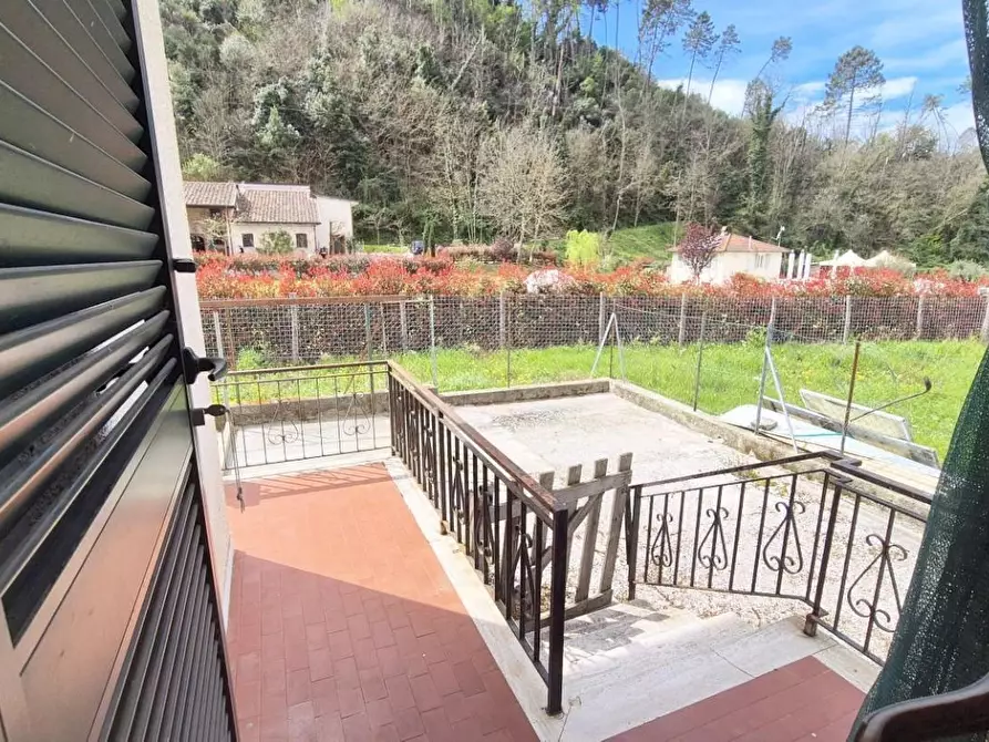 Immagine 19 di Villa in vendita  a Camaiore