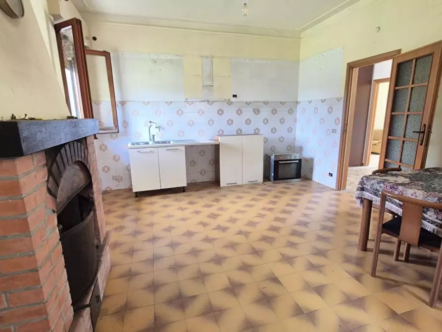 Immagine 21 di Villa in vendita  a Camaiore