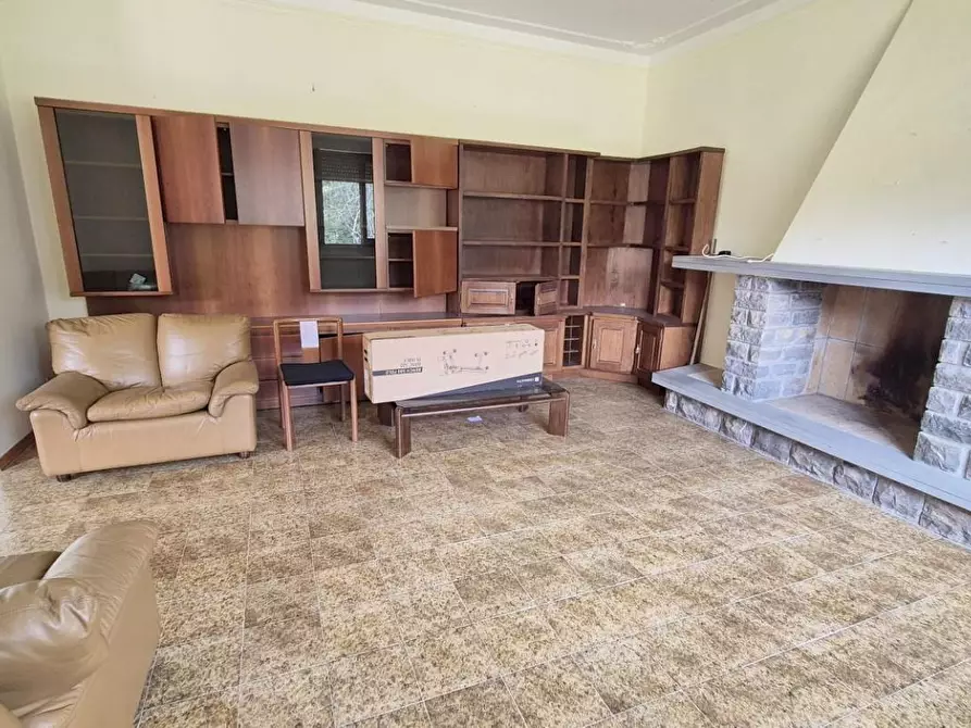 Immagine 32 di Villa in vendita  a Camaiore