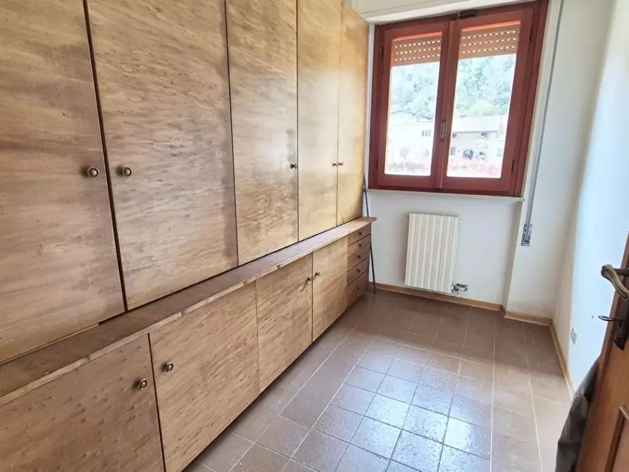 Immagine 15 di Villa in vendita  a Camaiore